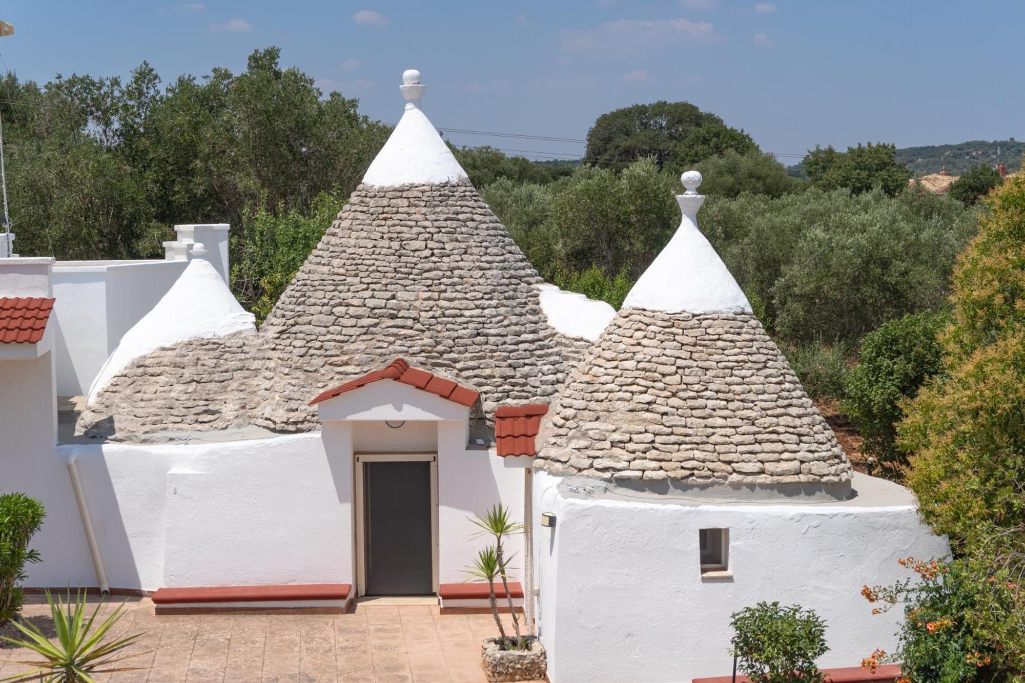 Domus Messapia Villa เชจลีเมสซาปิกา ภายนอก รูปภาพ